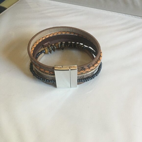 Bohemian Turquoise Silver Leaf Snakeskin Bead Multilayer Wrap Bracelet - Picture 4 of 7